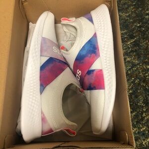 Womens adidas shoes size 9